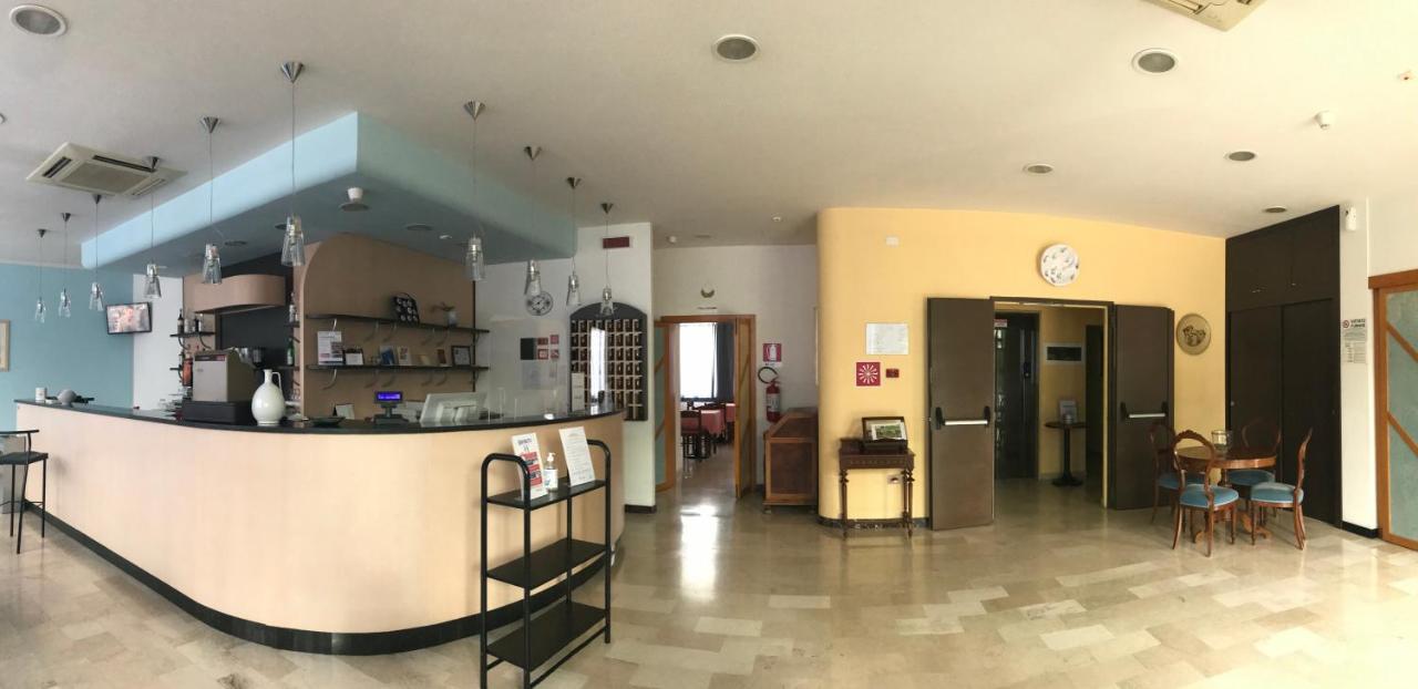 Hotel Senio Riolo Terme Bagian luar foto